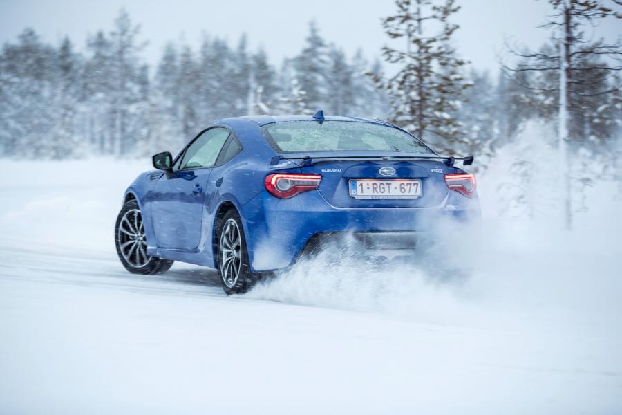  Subaru BRZ 2016 года  (WW) (фото 2 из 50)